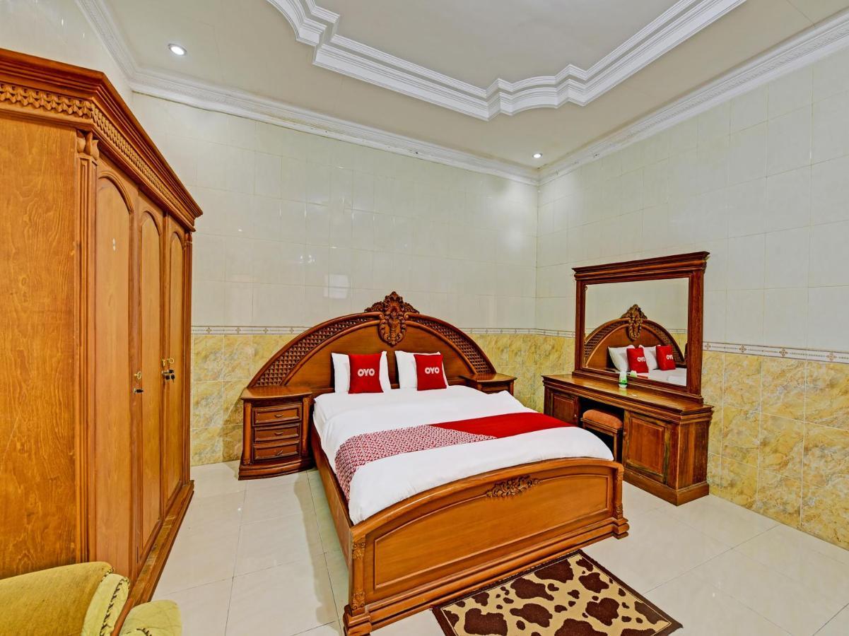 Collection O 91489 Hotel Tanjung Permata Cilacap Exterior photo