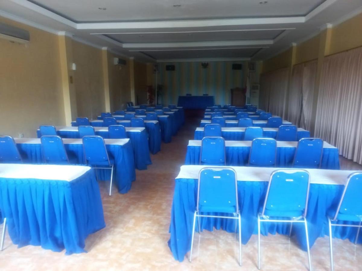 Collection O 91489 Hotel Tanjung Permata Cilacap Exterior photo